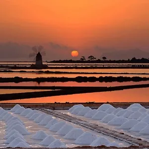 Sunrise Stagnone - Sicily Sea Bed & Breakfast